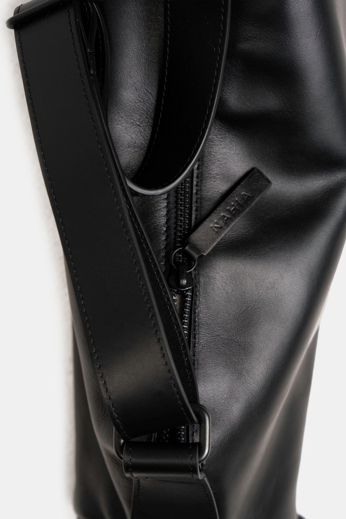 Ona Leather Bag - Black