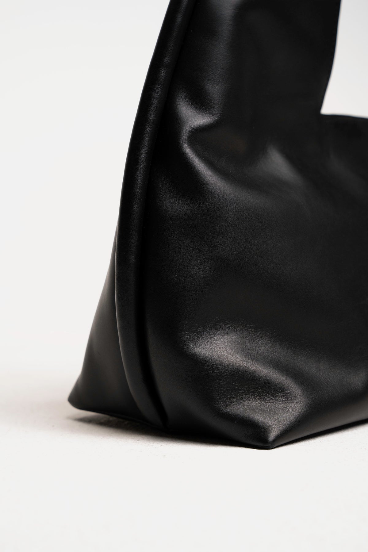 Kite Leather Bag - Black