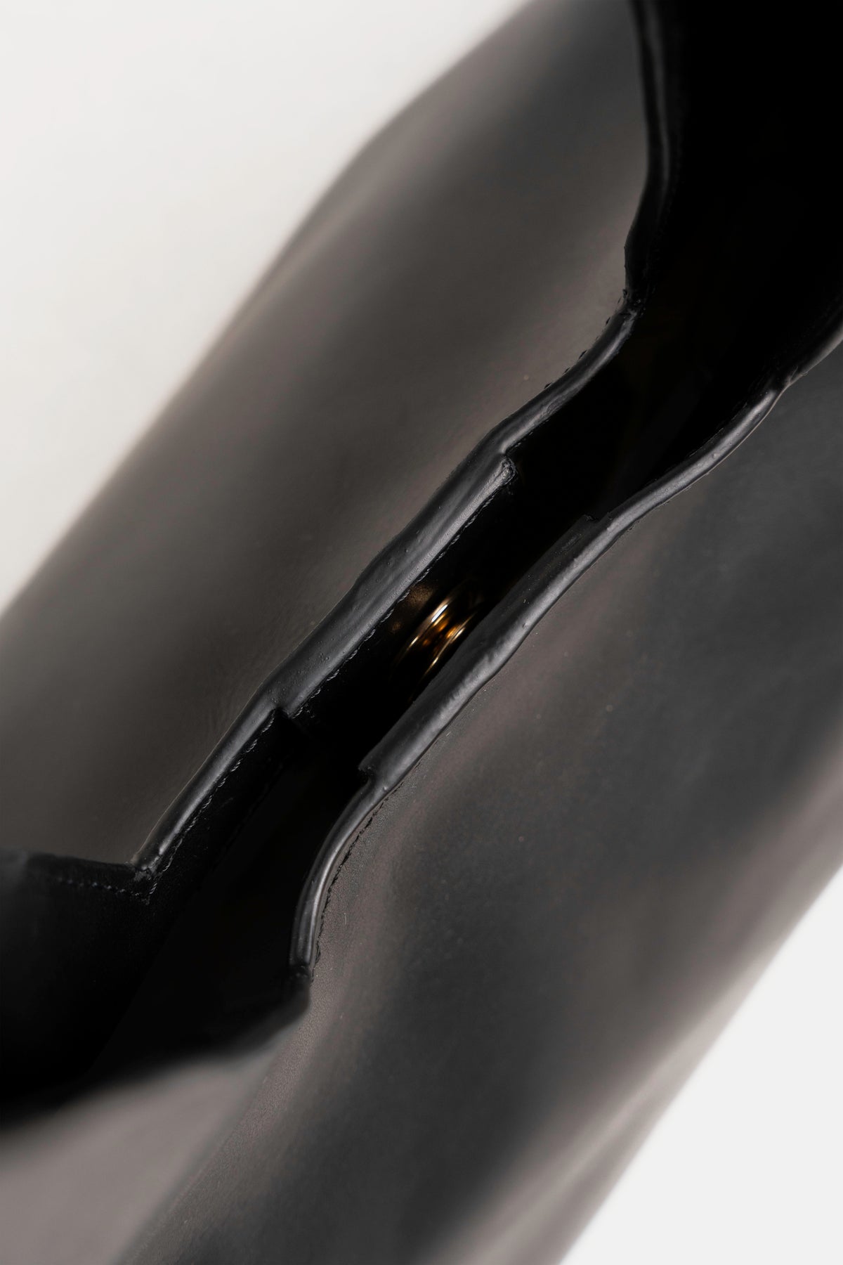 Kite Leather Bag - Black